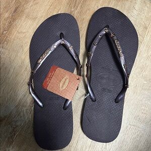 Havaianas Slim Hardware Flip Flops Aubergine Sandal Br 39/40 US 9/10 Eur 41/42